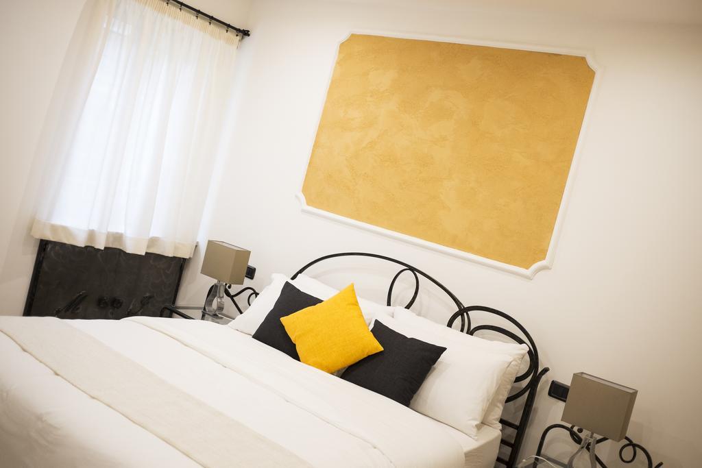 Mirabilia Guest House Рим Екстер'єр фото