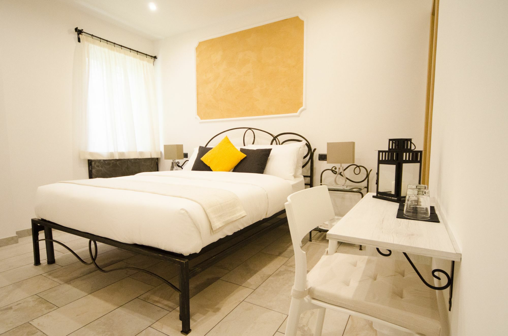 Mirabilia Guest House Рим Екстер'єр фото